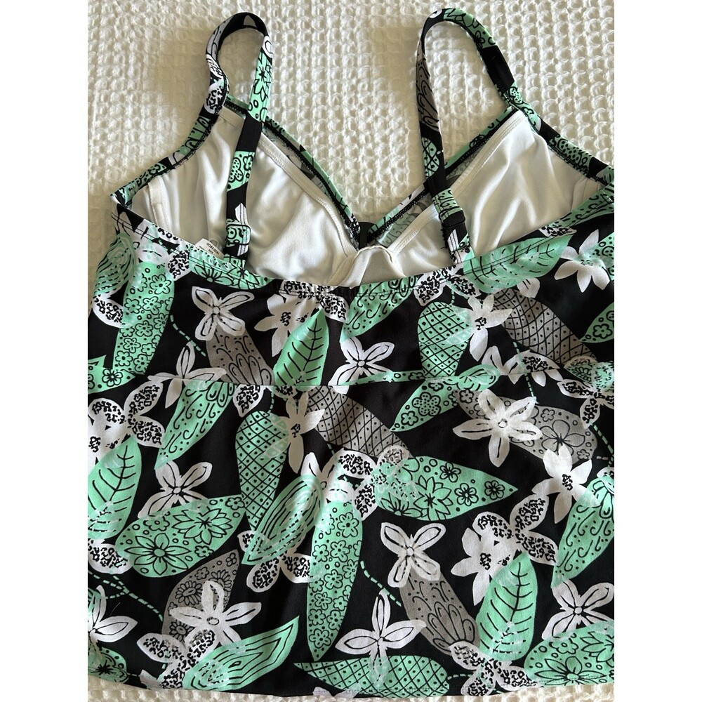 Plus Size Swim Top Sz 16W Underwire Bra, No Padding. Slimming - Picture 3 of 4